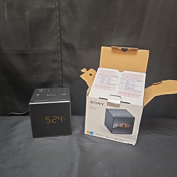 Open Box Sony ICF-C1 Alarm Clock Radio Black With Gradual Buzzer Alarm AM/FM - Picture 1 of 13